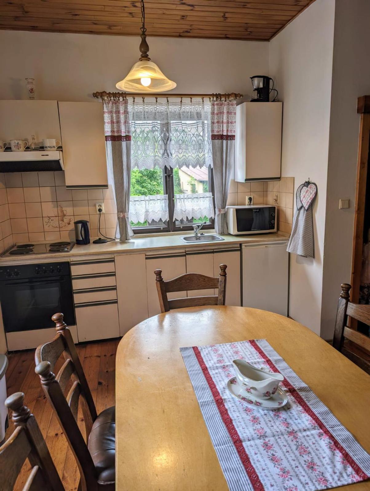 Apartman V Pensionu U Holzaepfelu Červený Kostelec Extérieur photo