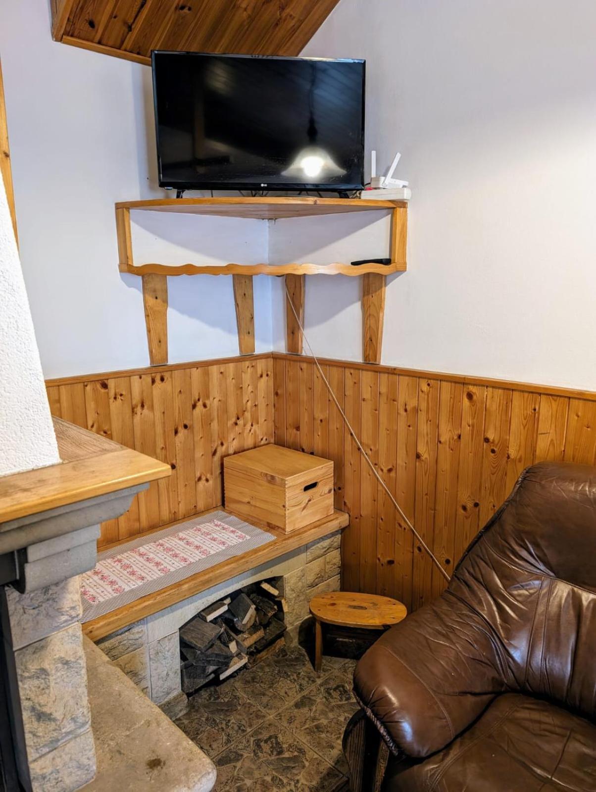 Apartman V Pensionu U Holzaepfelu Červený Kostelec Extérieur photo